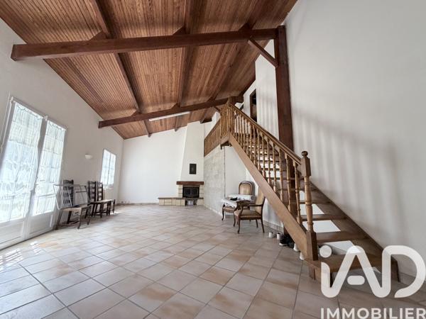 Maison à vendre 10 pièces 238 m² La Bruffière