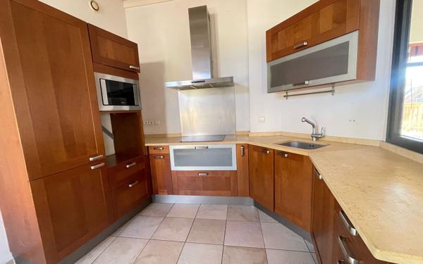 Appartement à vendre    4 pièces • 133,82 m2 Pouillon