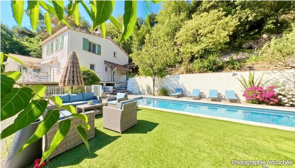 A VENDRE - VENCE - MAISON INDIVIDUELLE 122,76m2 -  4 PIÈCES  -  STUDIO INDÉPENDANT