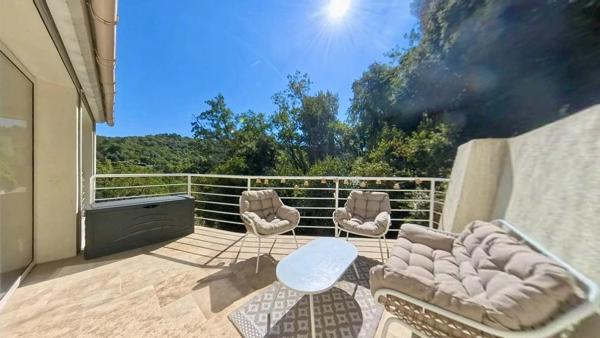 A VENDRE - VENCE - MAISON INDIVIDUELLE 122,76m2 -  4 PIÈCES  -  STUDIO INDÉPENDANT