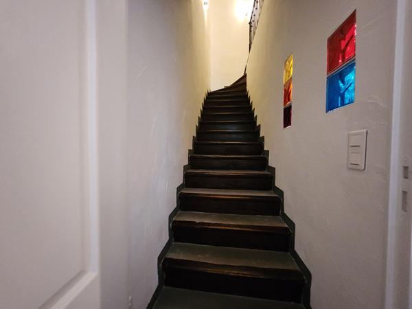 CHATEAURENARD -  - QUARTIER ANCIEN - MAISON DE CARACTERE A LOUER AVEC LOCAL A VELO - RENOVEE - 2 CHAMBRES