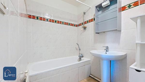 Maison T5 122m² 4 chambres garage terrasse jardin Ferney-Voltaire 01210