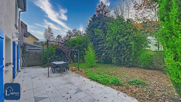 Maison T5 122m² 4 chambres garage terrasse jardin Ferney-Voltaire 01210