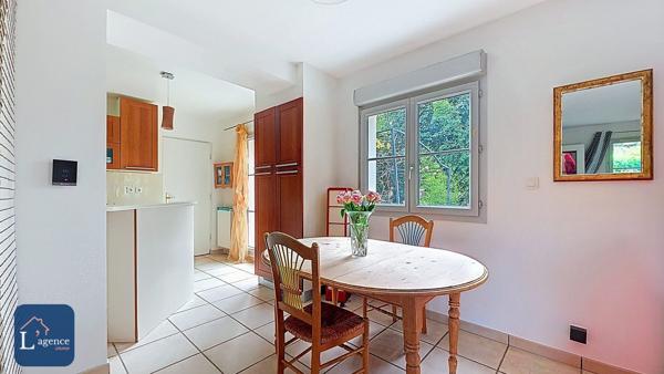 Maison T5 122m² 4 chambres garage terrasse jardin Ferney-Voltaire 01210