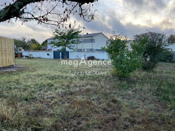 Terrain à SAINT-AUBIN-DE-MEDOC, 33160 - 555m²
