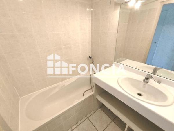 Location Appartement 2 pièces 55.79 m² - 21 AVENUE MARCELIN BERTHELOT Grenoble 38100