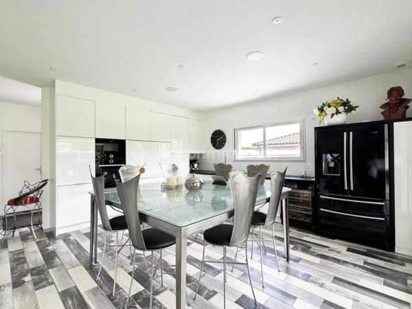 Vente Maison 5 pièces 185 m2 à Orcet