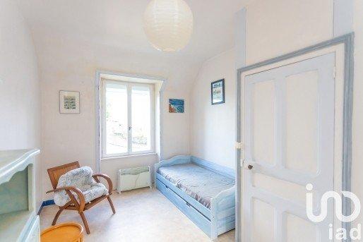 Maison de ville 8 pièces de 122 m² à Plestin-les-Grèves (22310)