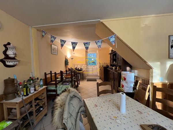 MAISON DE VILLAGE A CONFORTER Mouilly