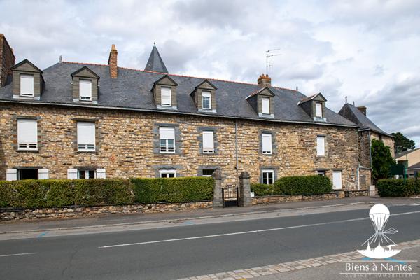 A VENDRE Manoir Immeuble - DERVAL , Derval