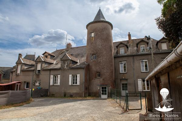 A VENDRE Manoir Immeuble - DERVAL , Derval