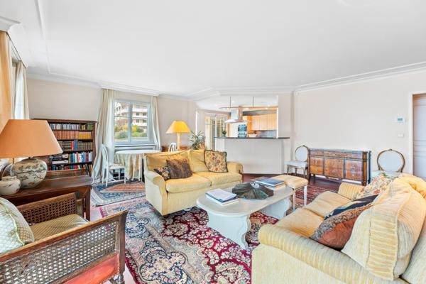 Divonne-les-Bains (01220) Appartement de standing 3 chambres - Proximité centre ville