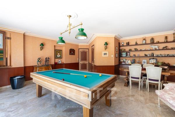 Propriété familiale avec piscine