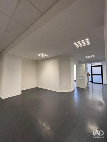 Boutique/Local commercial à vendre 184 m² Mâcon