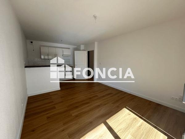 Location Appartement 3 pièces 60.4 m² - 20 QUAI D'ALSACE Narbonne 11100