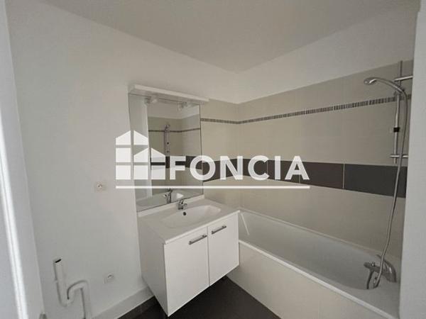 Location Appartement 3 pièces 60.4 m² - 20 QUAI D'ALSACE Narbonne 11100