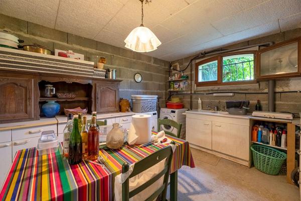 Maison de caractère 230 m² ,4 chambres, piscine, parc 3650m²