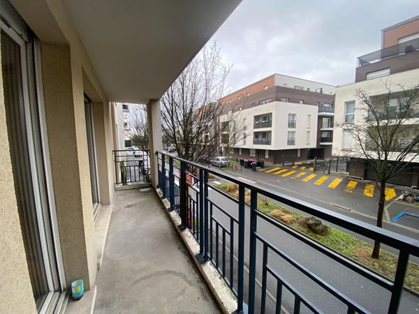 Appartement Viry Chatillon 2 pièce(s) 46.51 m2