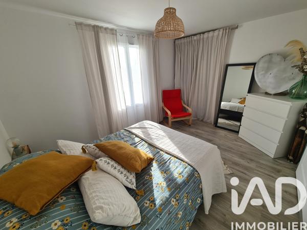 Maison à vendre 9 pièces 213 m² Puy-du-Lac