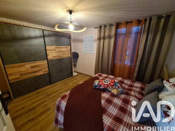 Maison à vendre 9 pièces 213 m² Puy-du-Lac