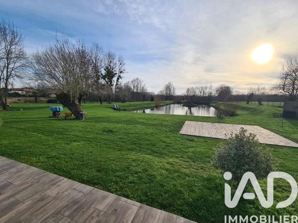 Maison à vendre 9 pièces 213 m² Puy-du-Lac