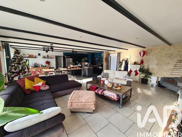 Maison à vendre 9 pièces 213 m² Puy-du-Lac