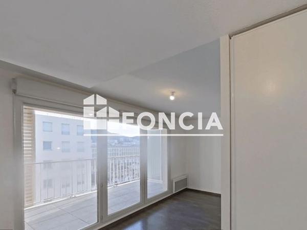 Location Appartement 2 pièces 38 m² - 127 BOULEVARD DE ST LOUP Marseille 13010