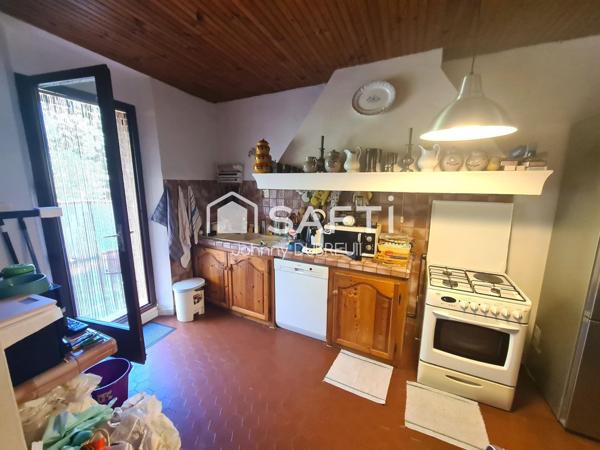 PIGNANS - MAISON DE VILLE 190M2 SUR UNE PARCELLE DE 205M2, GARAGE DE 90M2, TERRASSE, PROCHE DES COMMODITÉS