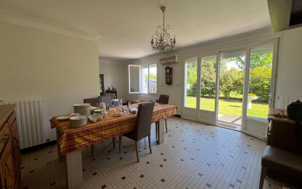 Maison à vendre    4 pièces • 120 m2 Morlaàs