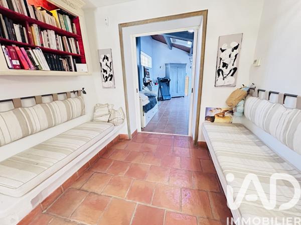 Maison à vendre 5 pièces 215 m² Rognonas