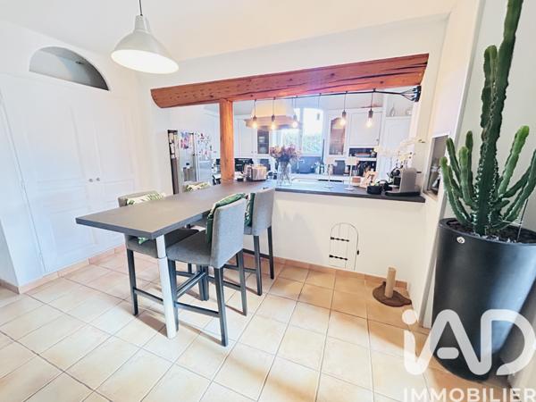 Maison à vendre 5 pièces 215 m² Rognonas