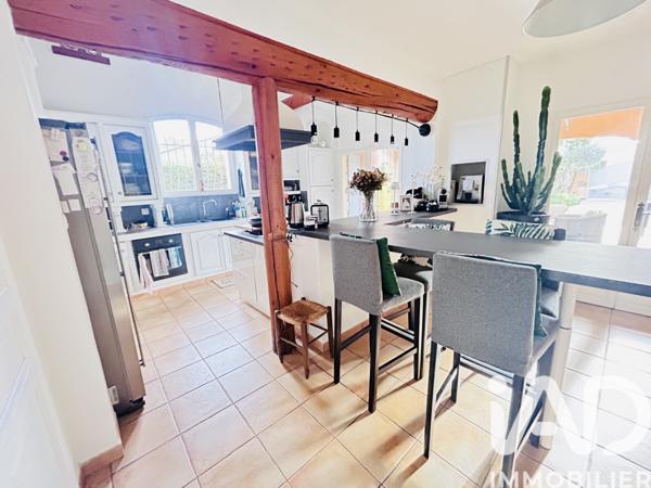 Maison à vendre 5 pièces 215 m² Rognonas