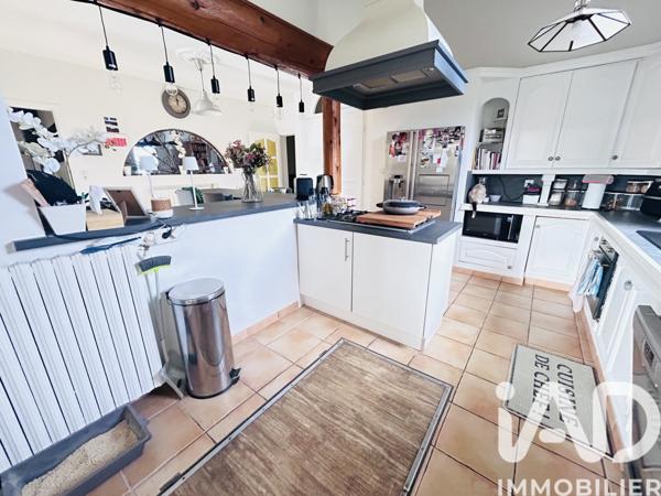 Maison à vendre 5 pièces 215 m² Rognonas