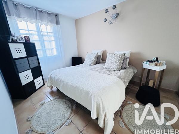 Maison à vendre 5 pièces 215 m² Rognonas