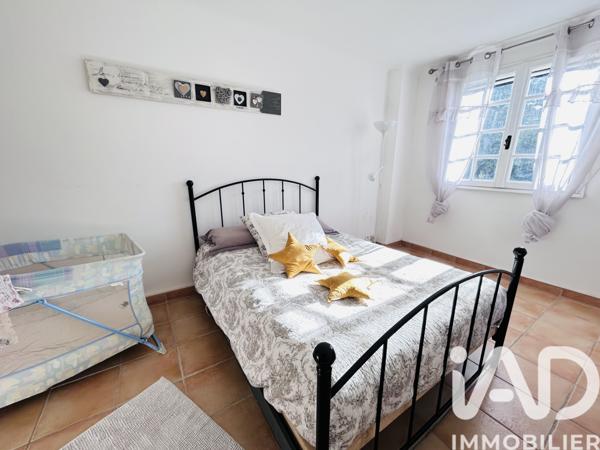 Maison à vendre 5 pièces 215 m² Rognonas