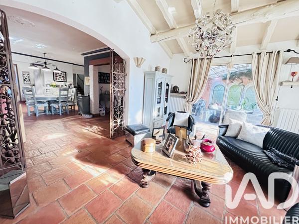 Maison à vendre 5 pièces 215 m² Rognonas