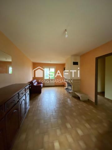 Maison sur sous-sol avec jardin de 2 587m²