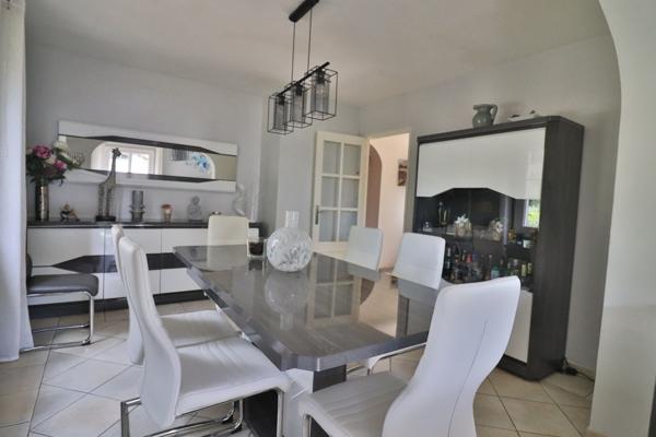 Saint Maximin - Maison T4 112m2 Double garage 2770m2