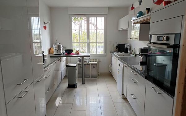 Maison à vendre    4 pièces •  Blois