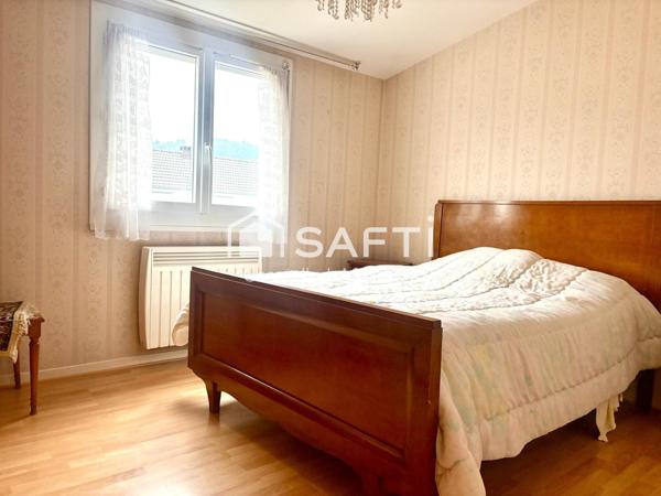 MAISON SASSENAGE 81 M² HABITABLE - GARAGE/ATELIER- AU CALME