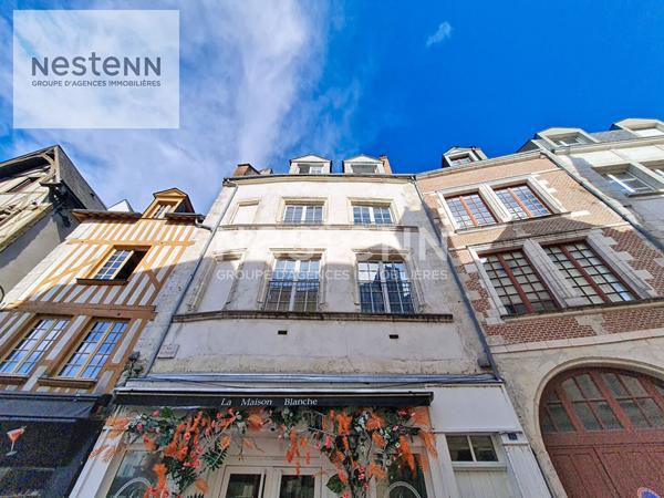 ORLEANS CENTRE HISTORIQUE - 113m² AU SOL - PLEIN SUD !
