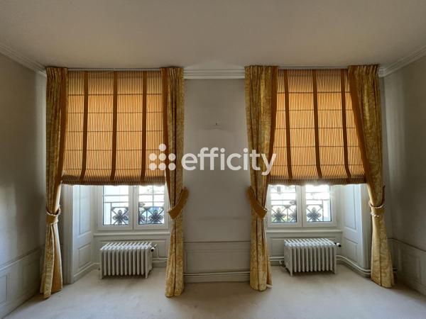 Maison 10 pièces - 392 m²