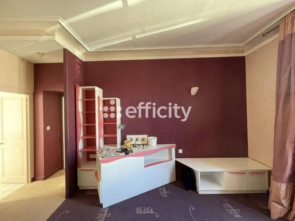 Maison 10 pièces - 392 m²