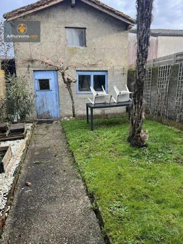 Vente                                                      Maison
                        
                     3 pièces                      61 m2                     à Miramont-de-Guyenne