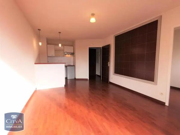 Appartement à louer 2 pièces 31.79m² Perpignan (66100)
