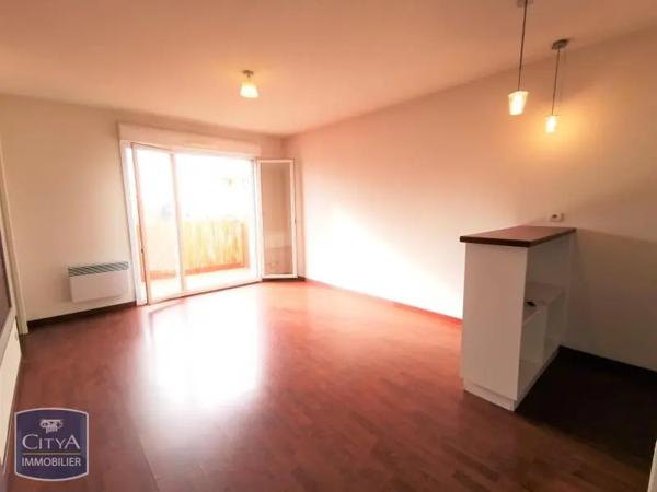 Appartement à louer 2 pièces 31.79m² Perpignan (66100)