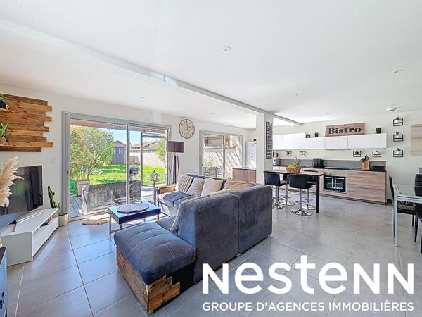 Maison contemporaine 4 pièces à vendre à Genas - Terrain - Garage
