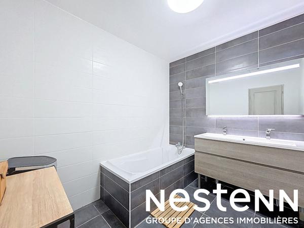 Maison contemporaine 4 pièces à vendre à Genas - Terrain - Garage
