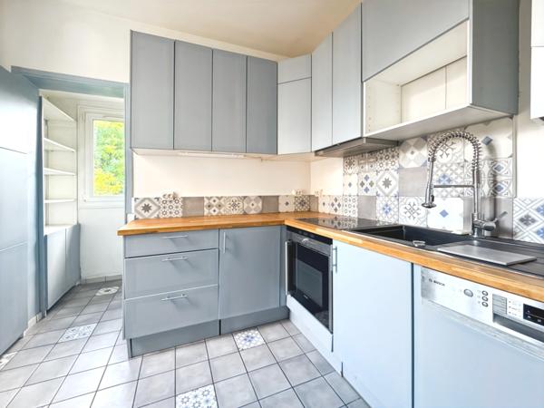 A vendre Colombes (92) , Maison familiale 1930, 7 pièces, proche centre-ville