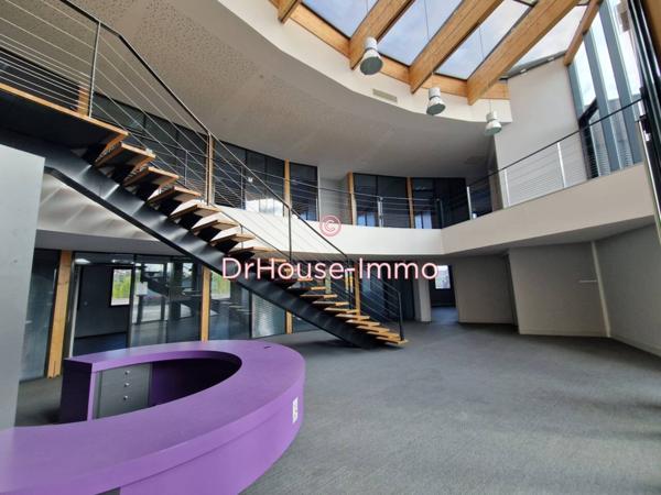 Bureau à vendre 25 pièces de 1 130 m²